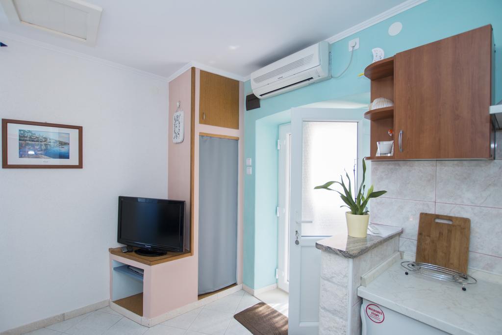 Radovcic Apartments And Rooms Trsteno Extérieur photo