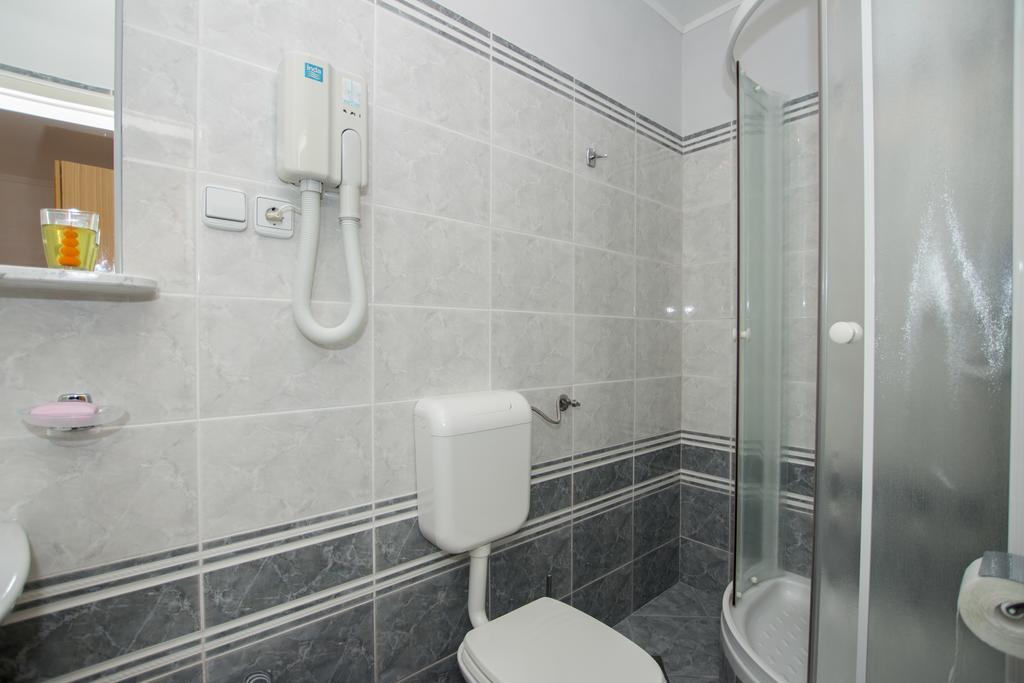 Radovcic Apartments And Rooms Trsteno Extérieur photo